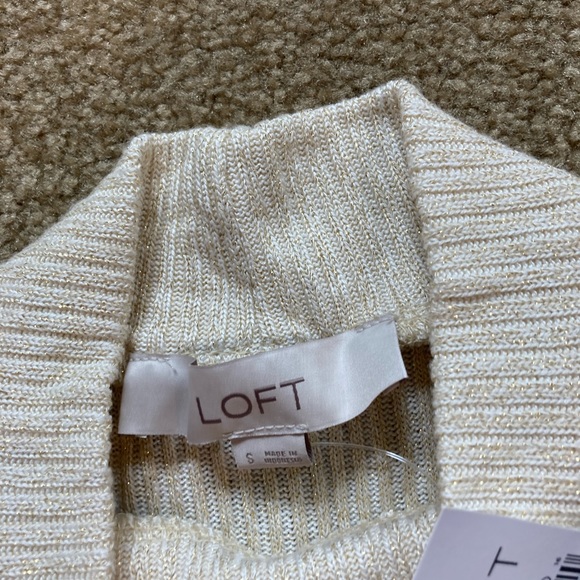 Beautiful off white and gold sparkle thin sweater. - Picture 3 of 3